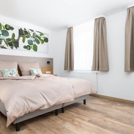 Hotel Zur Traube Uffenheim Extérieur photo