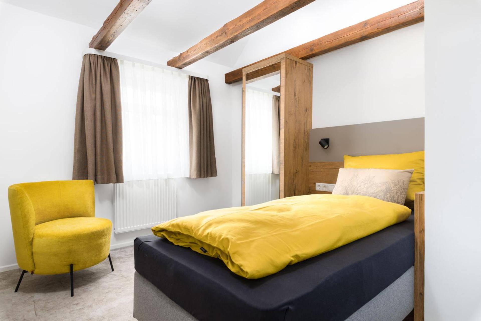 Hotel Zur Traube Uffenheim Extérieur photo