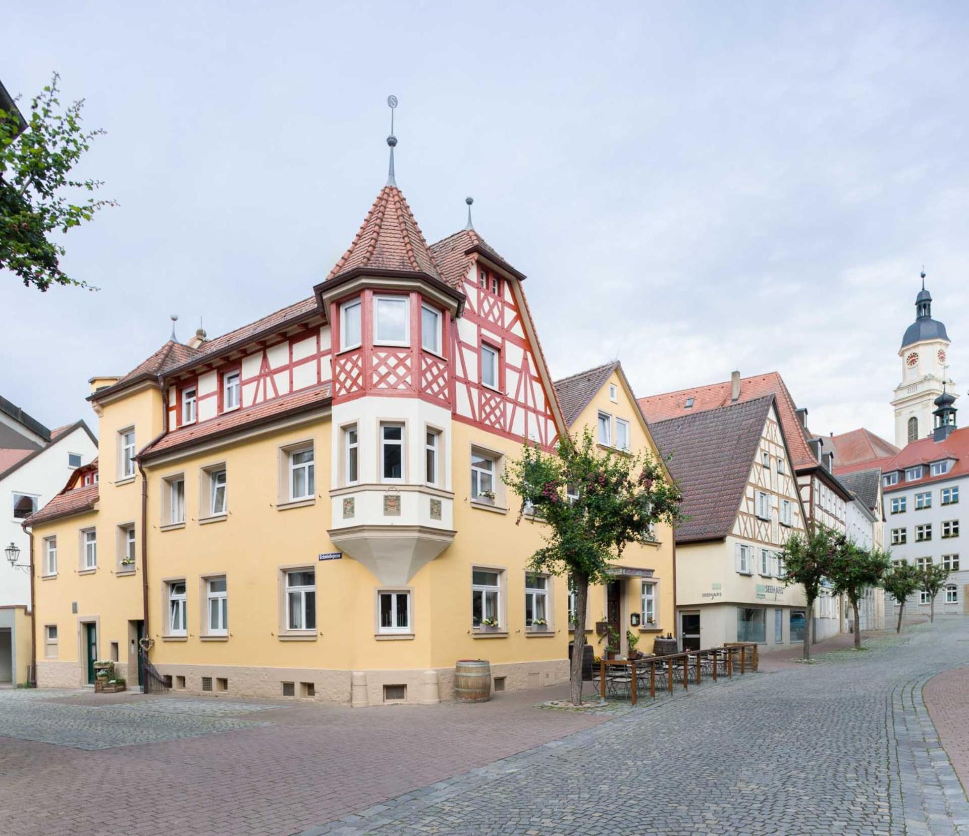 Hotel Zur Traube Uffenheim Extérieur photo