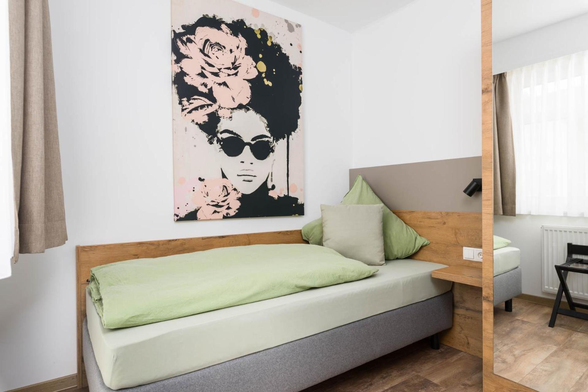 Hotel Zur Traube Uffenheim Extérieur photo
