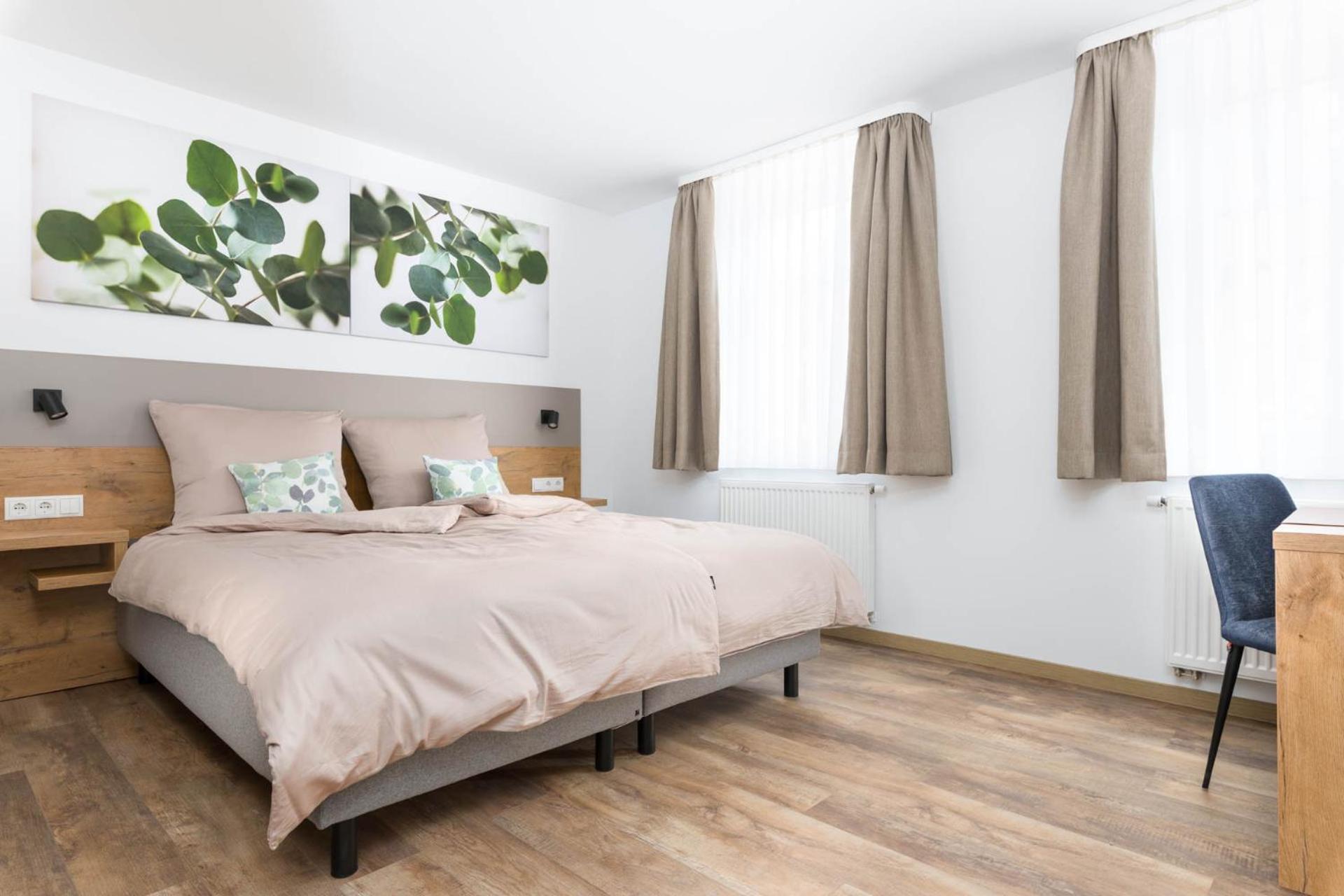 Hotel Zur Traube Uffenheim Extérieur photo