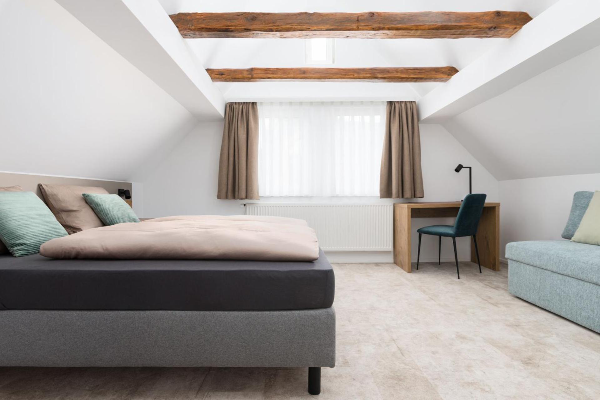 Hotel Zur Traube Uffenheim Extérieur photo